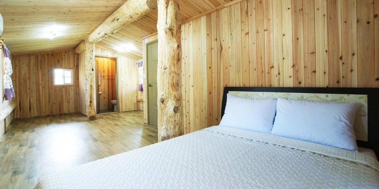 Jeju Joa Log Pension Seogwipo Exterior photo
